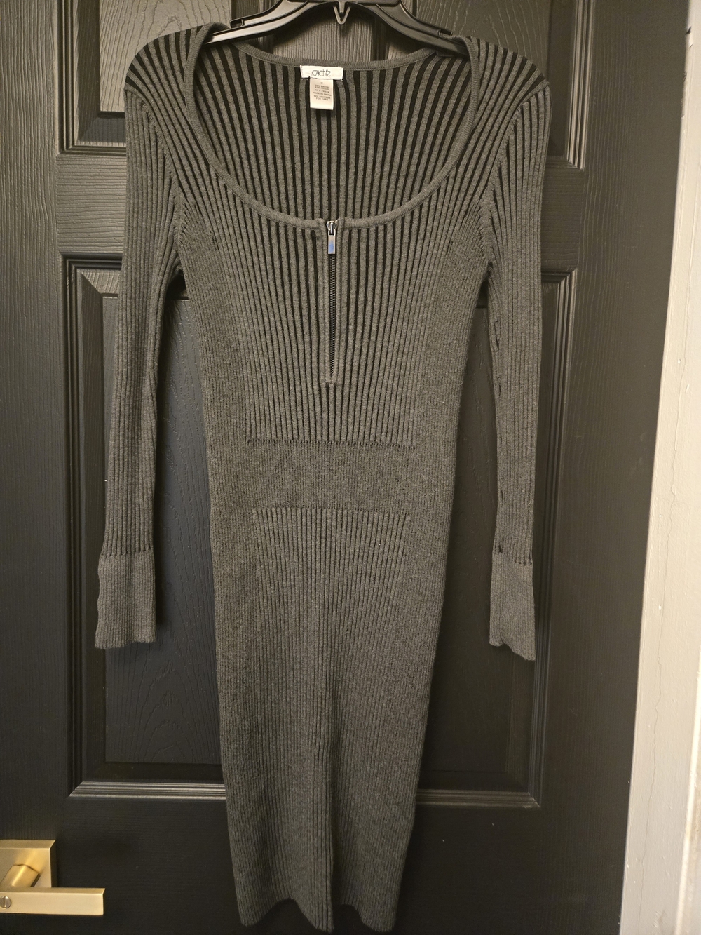 Cache Ribbed Knit Gray Long Sleeve Dress with Zip